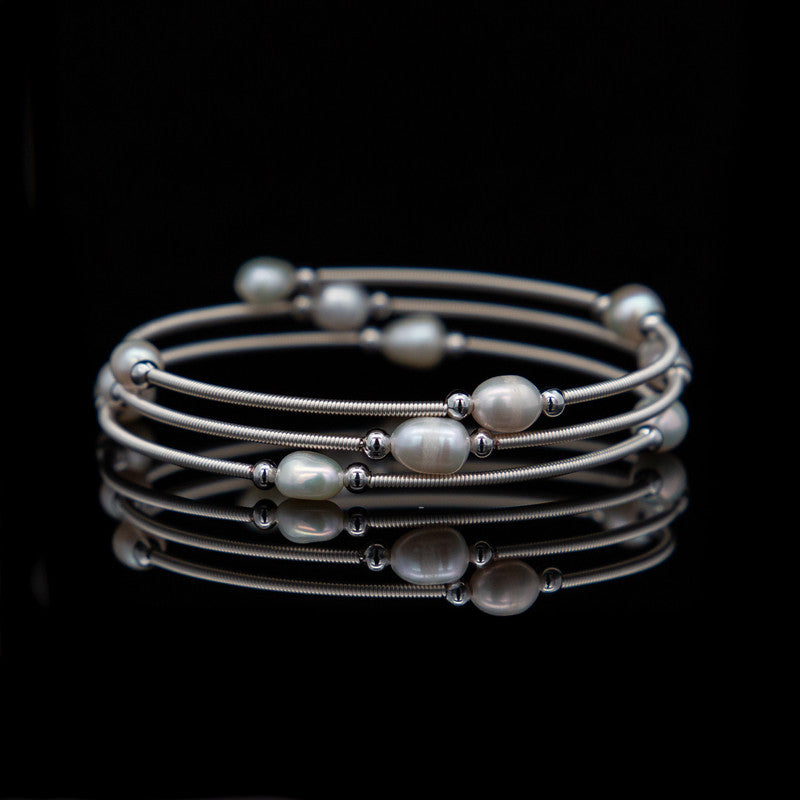 Maura – Pearls