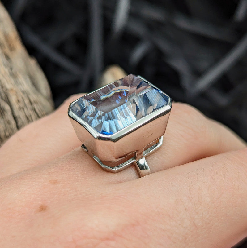 Mystique Large – Mystic Topaz