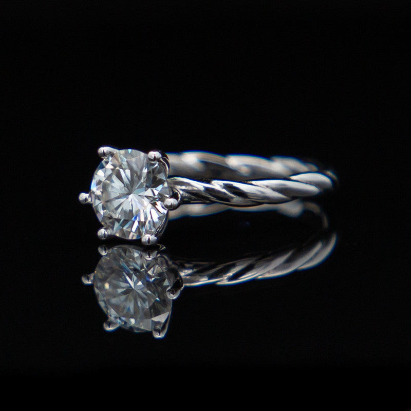 Ronda – Moissanite