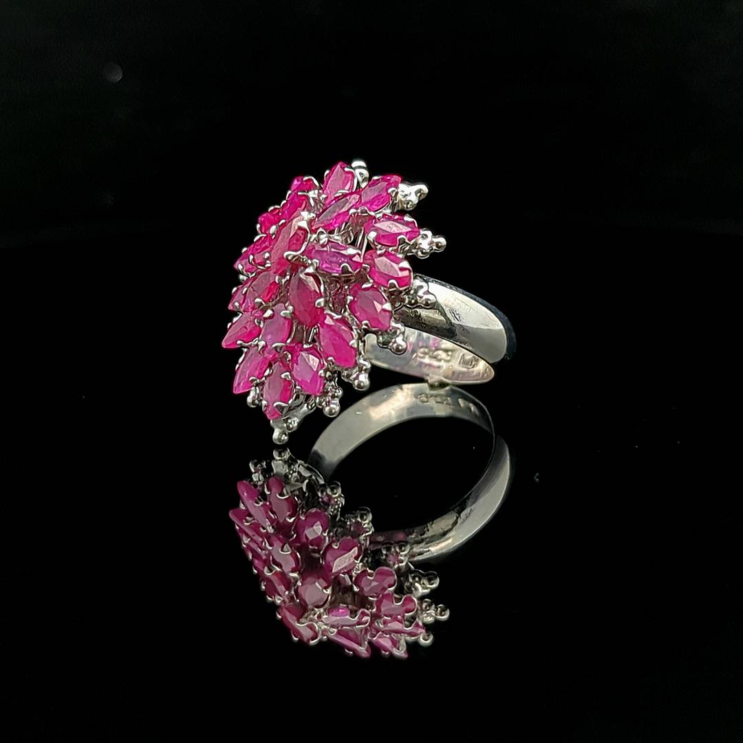 Rhea – Rubies