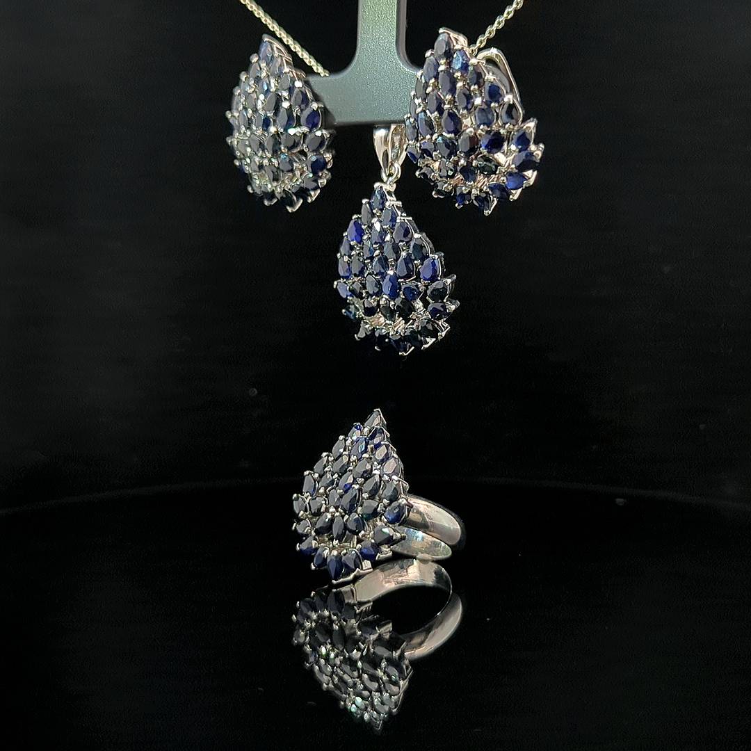 Salacia – Blue Sapphires