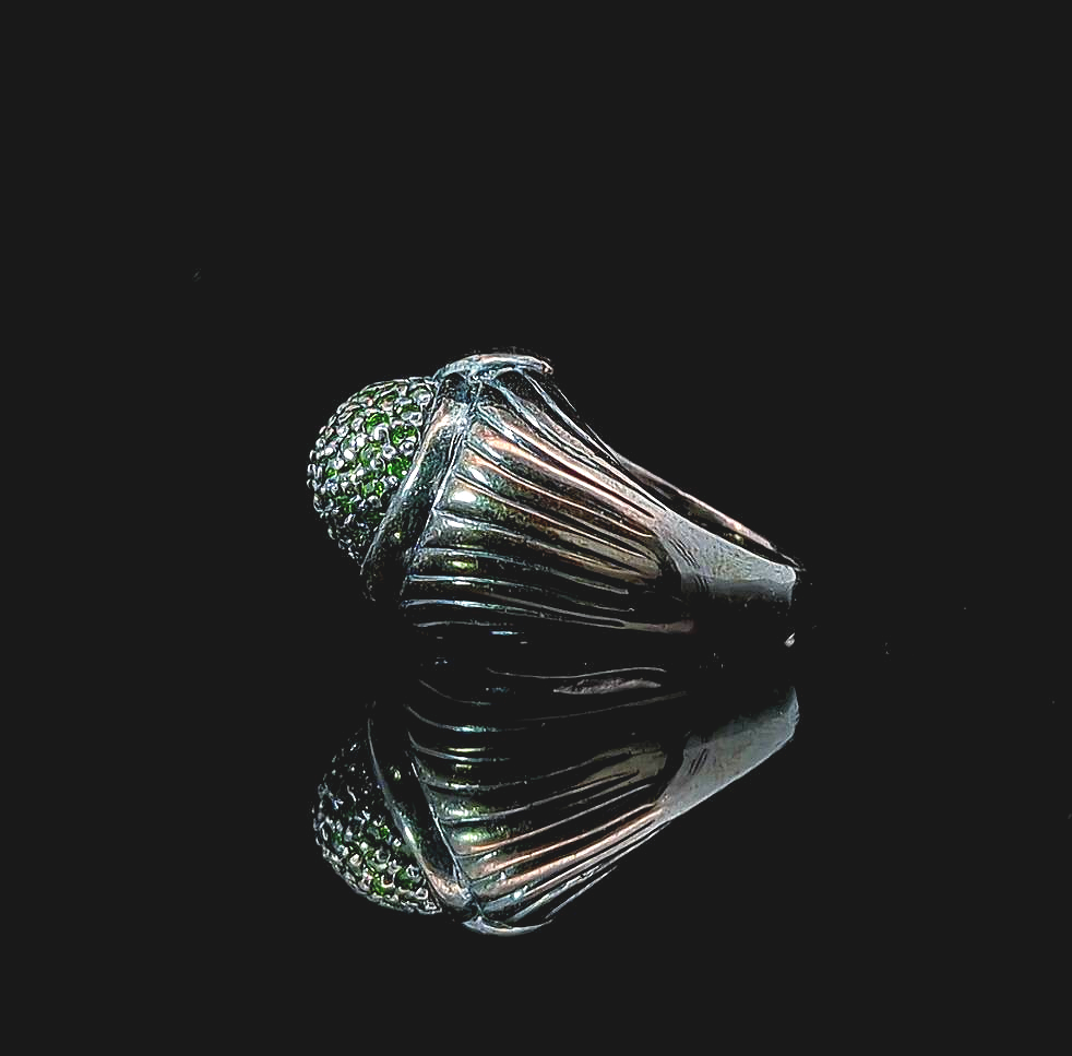 Vulcan – Black Rhodium Plated with Chrome Diopside