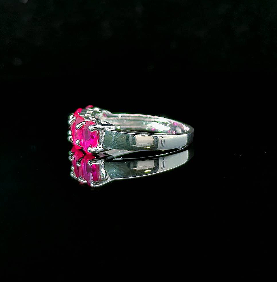 Arak – Dark Pink CZ