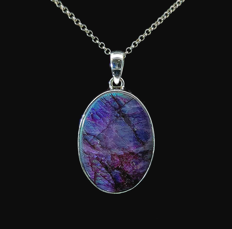 Medea – Labradorite