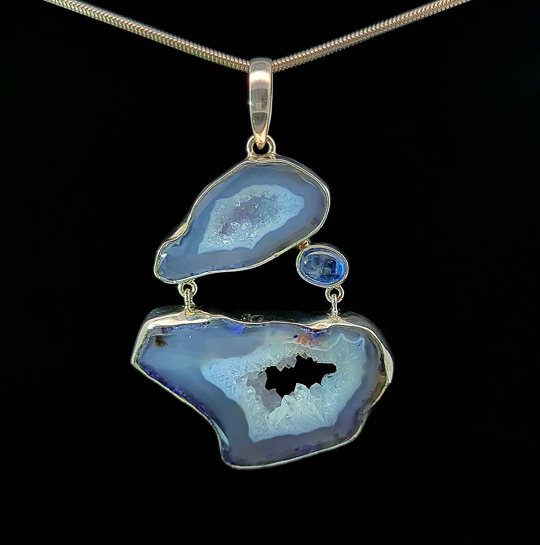 Awilix – Agate and Rutilated Quartz