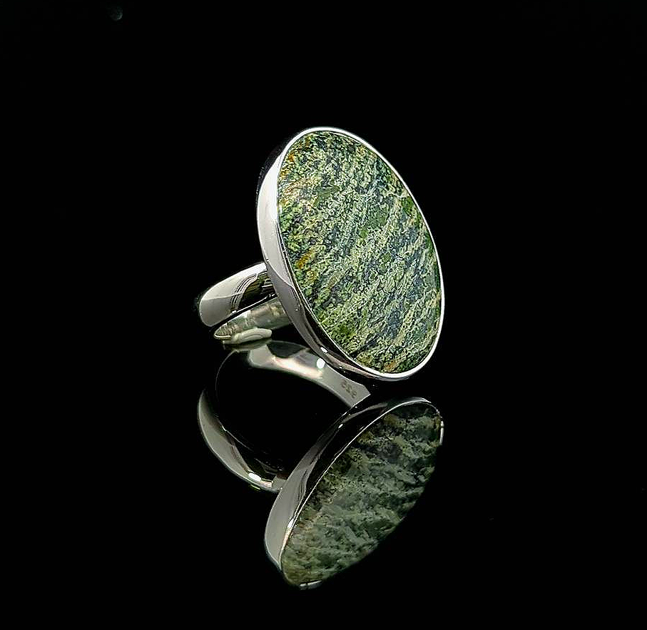 Vesna – Serpentinite