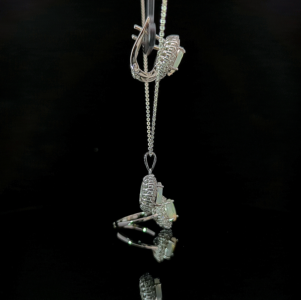 Chakri – Opal