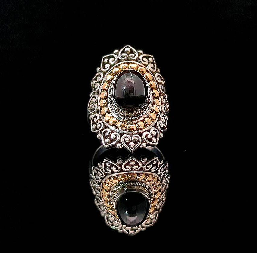 Dhabi – Black Opal
