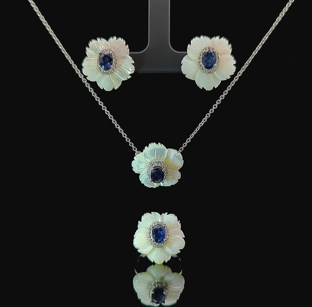Malee – Blue Sapphire and Mother of Pearl