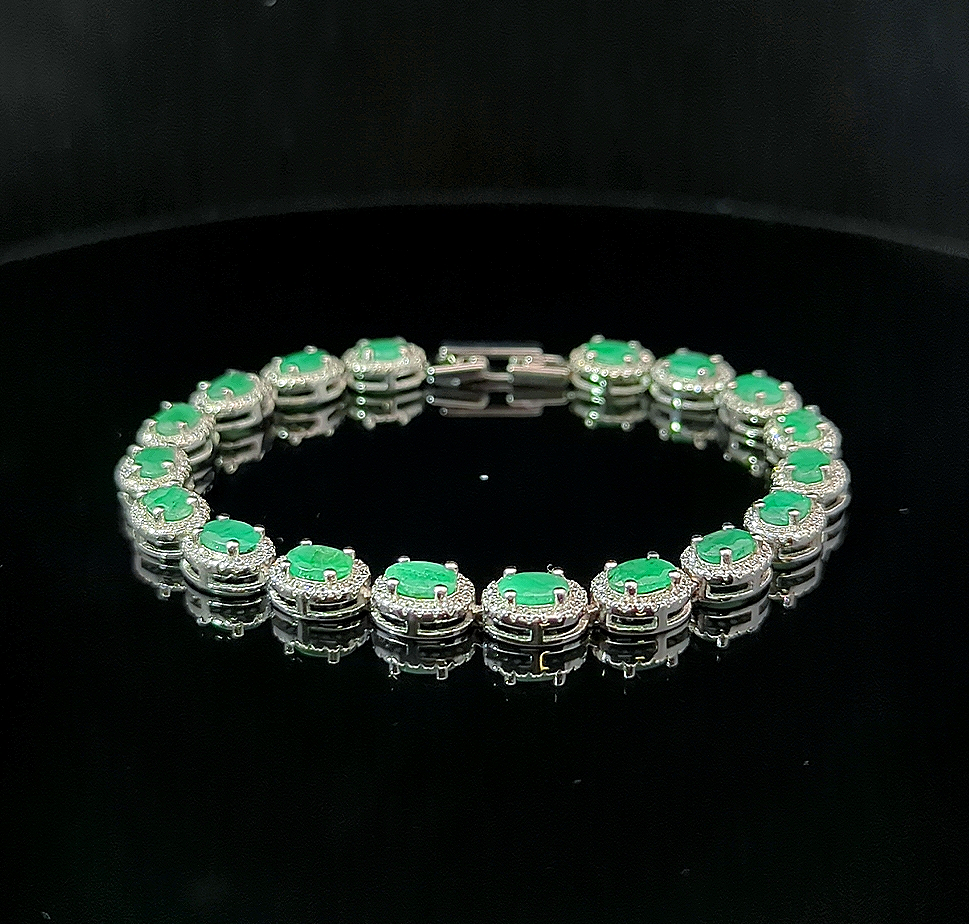 Oval Tennis Bracelet – Emerald and White Topaz