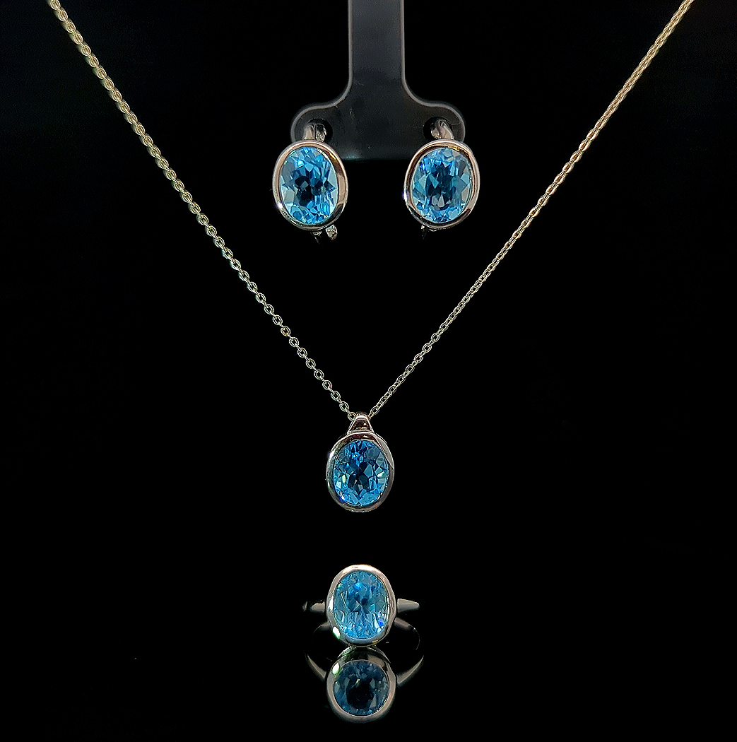Chia – Swiss Blue Topaz