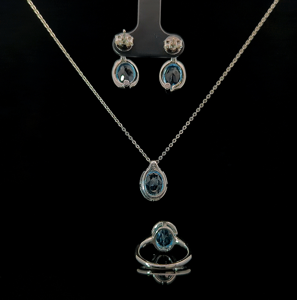 Chia – Swiss Blue Topaz