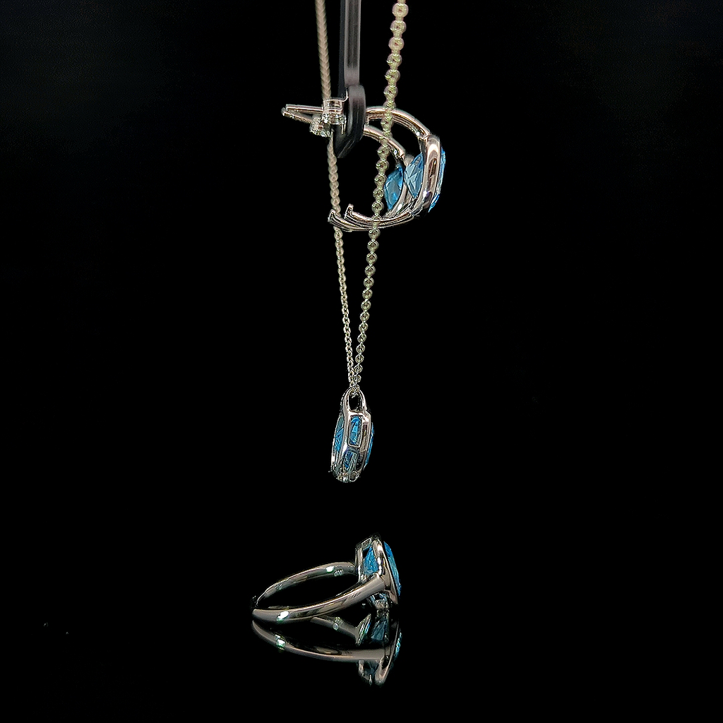 Chia – Swiss Blue Topaz