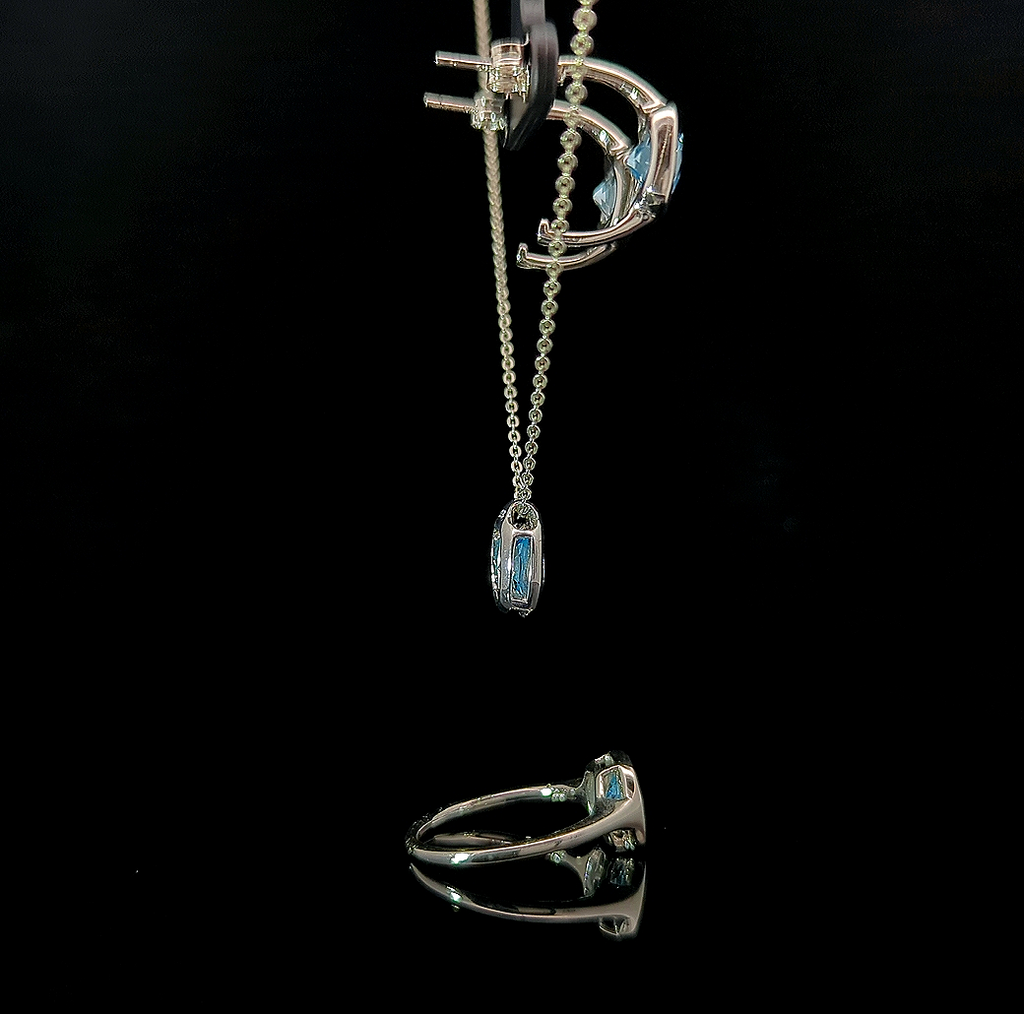 Chia Square – Swiss Blue Topaz