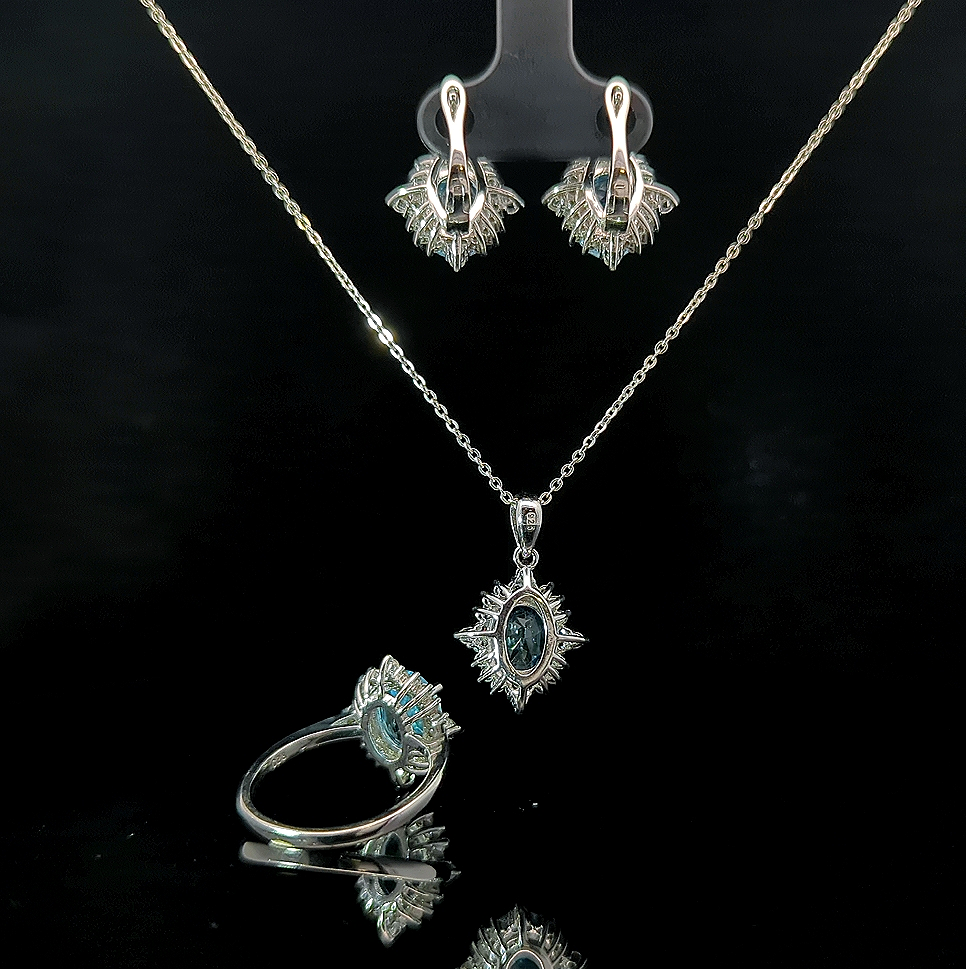 Savika – Swiss Blue Topaz