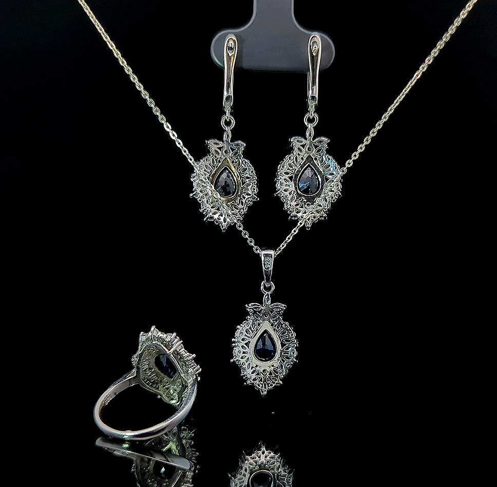 Starling – Blue Sapphire and White Sapphire