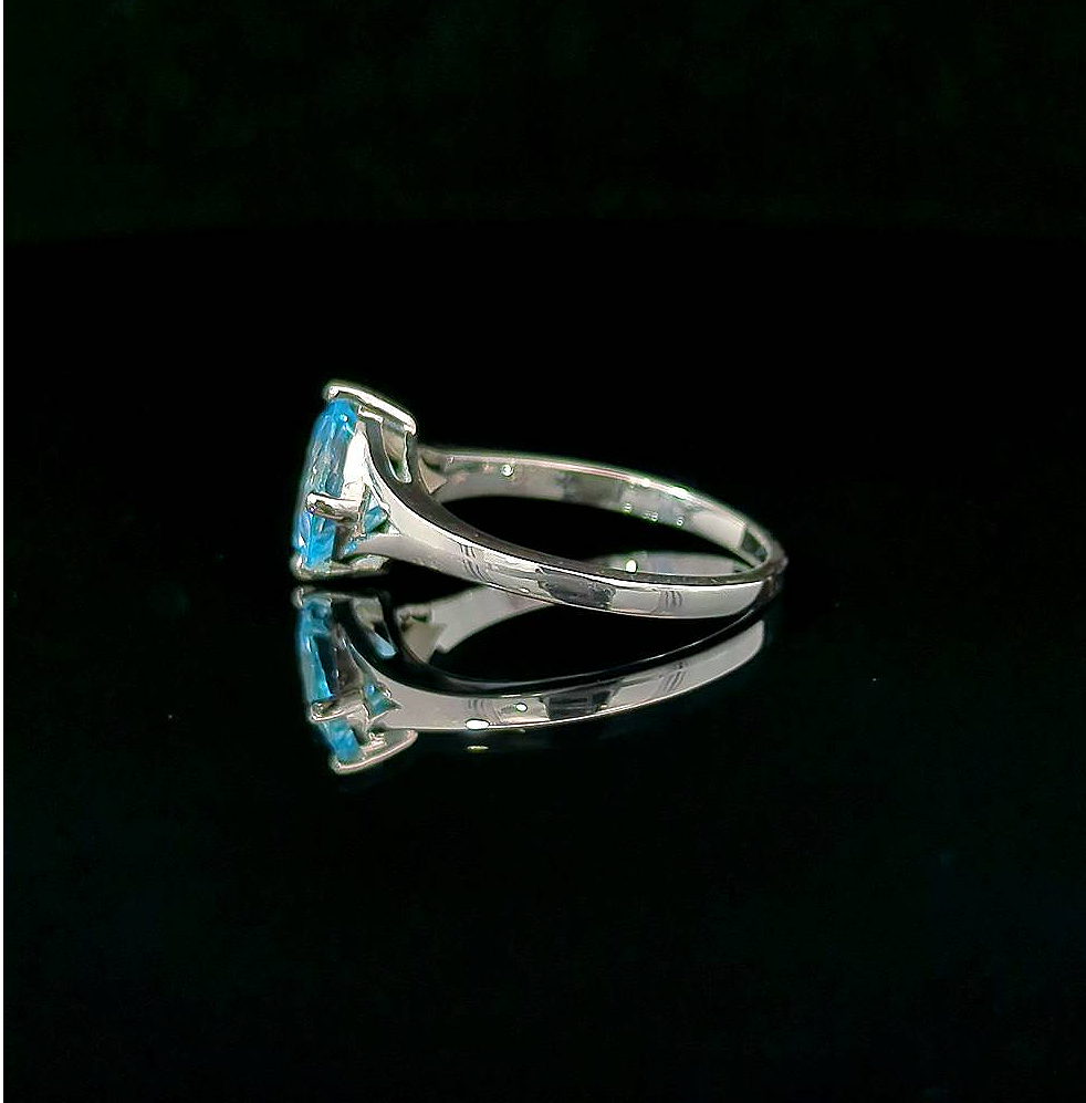 Caribsk – Swiss Blue Topaz