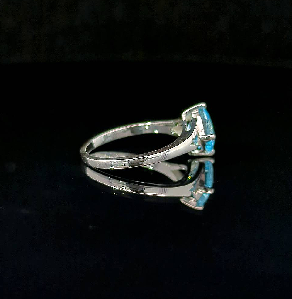 Caribsk – Swiss Blue Topaz