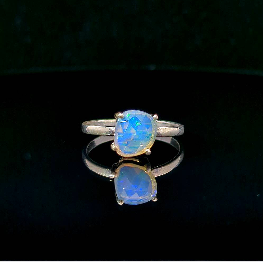 Tamara – Opal