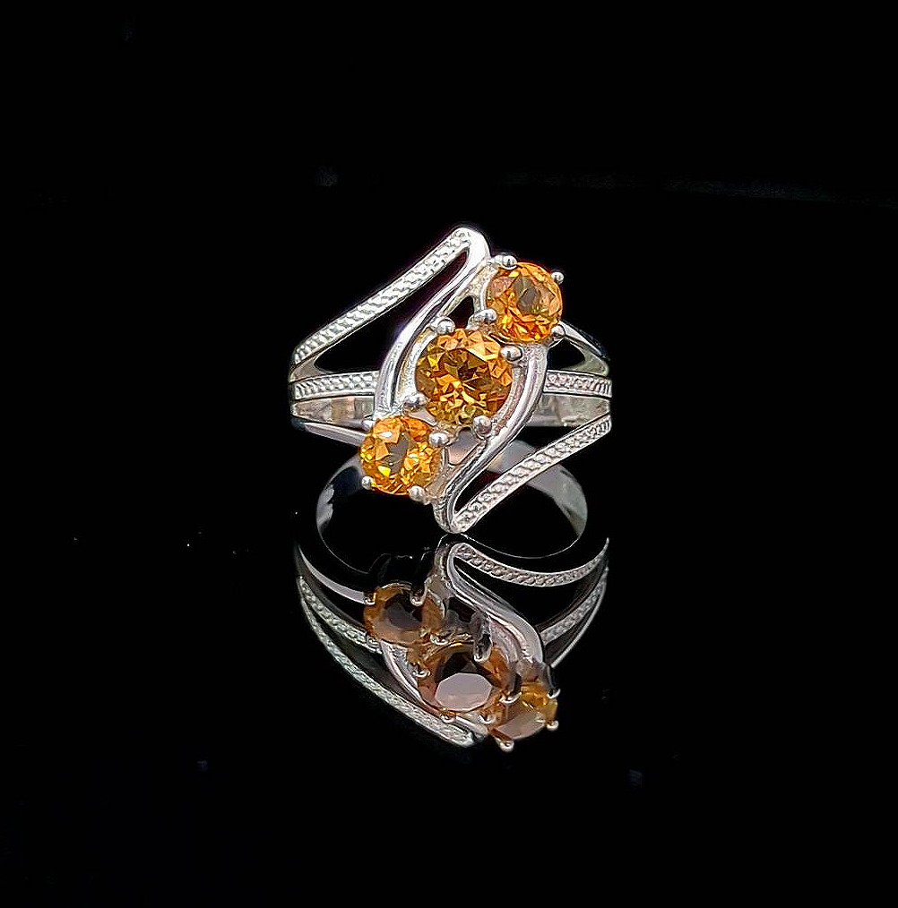 Diane – Citrine