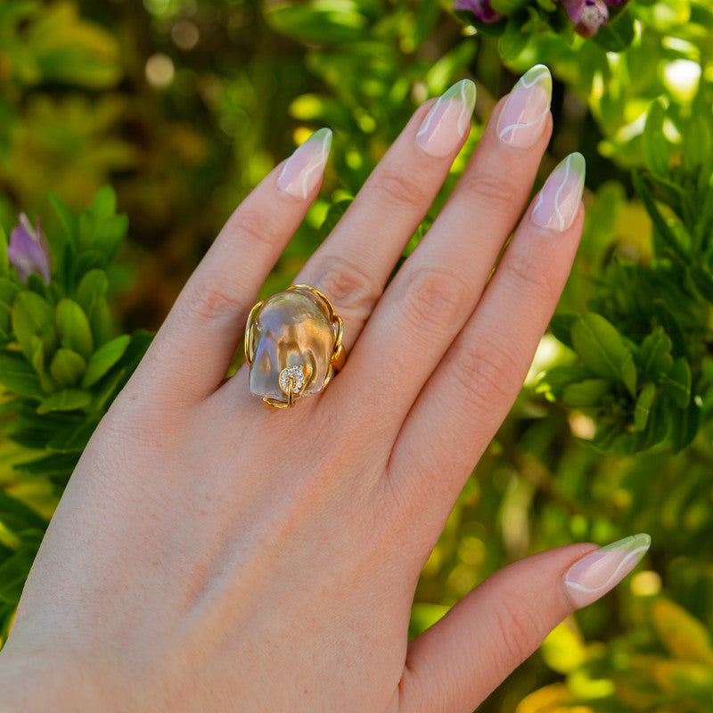 Coral Peacock – Baroque Pearl