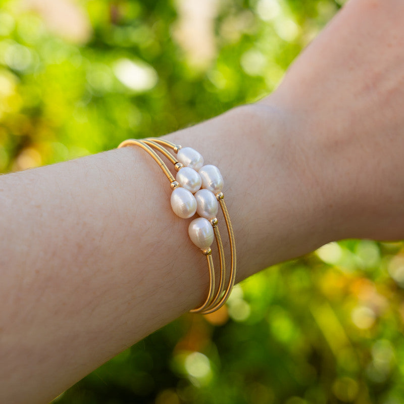 Eyre White – Pearls