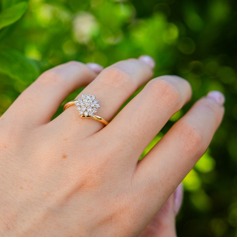 Hem – 14k Yellow Gold with 0.60ct diamonds