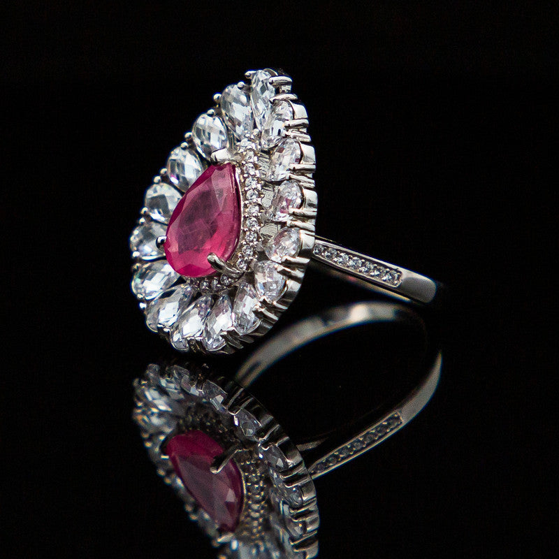 Konqee – Ruby & White Topaz