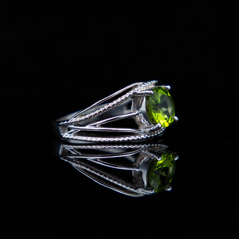 Lila – Peridot