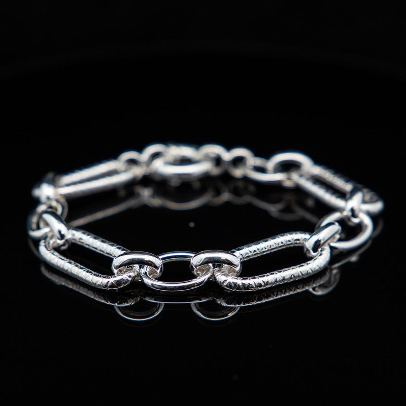 Paperclip Textured Link Bracelet – 21 cm