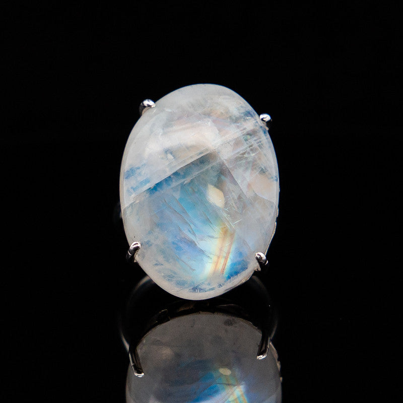 Bulan – Moonstone