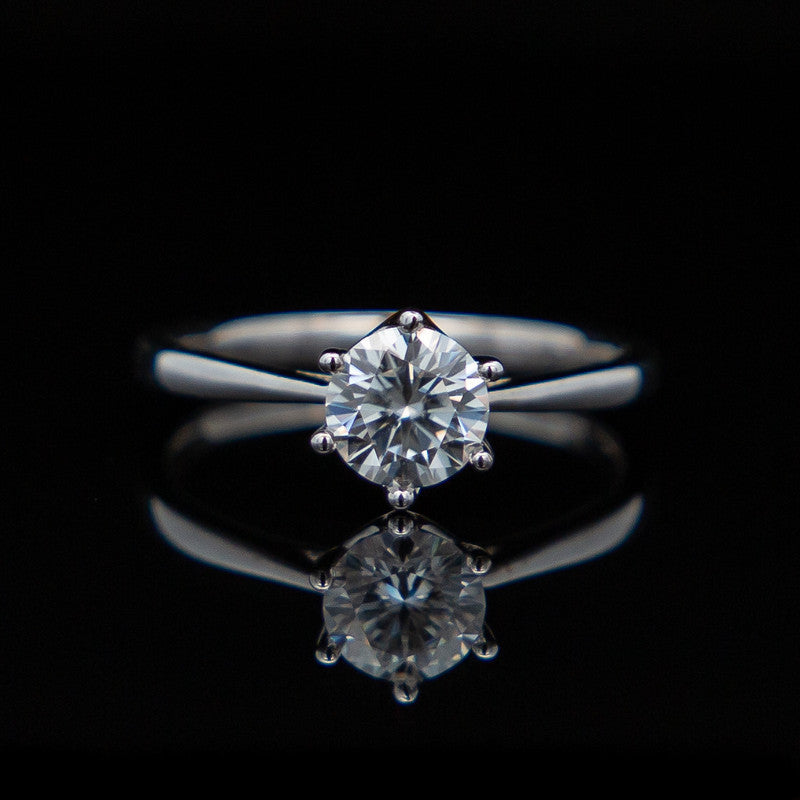 Dawn – Moissanite