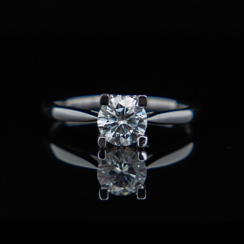 Denise – Moissanite