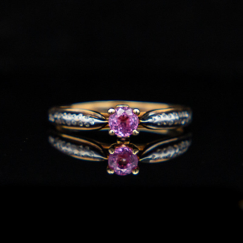 Ainura – Pink Sapphire & Natural Diamonds