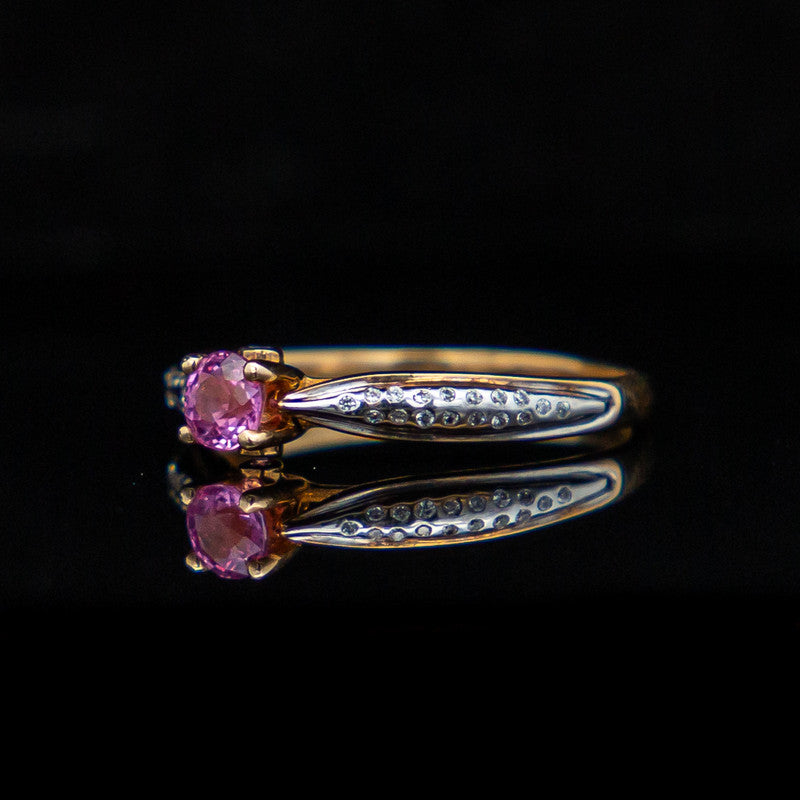 Ainura – Pink Sapphire & Natural Diamonds