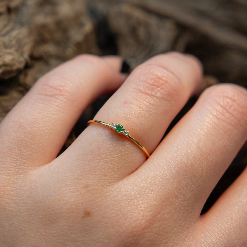 Katharine Yellow – 18ct Yellow Gold with 0.04ct Natural Diamonds and 0.04ct Emerald