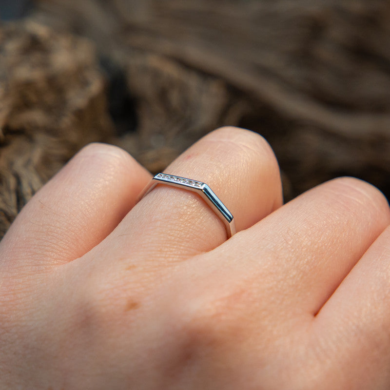 Rasma White – 9ct White Gold with 0.399ct Natural Diamonds