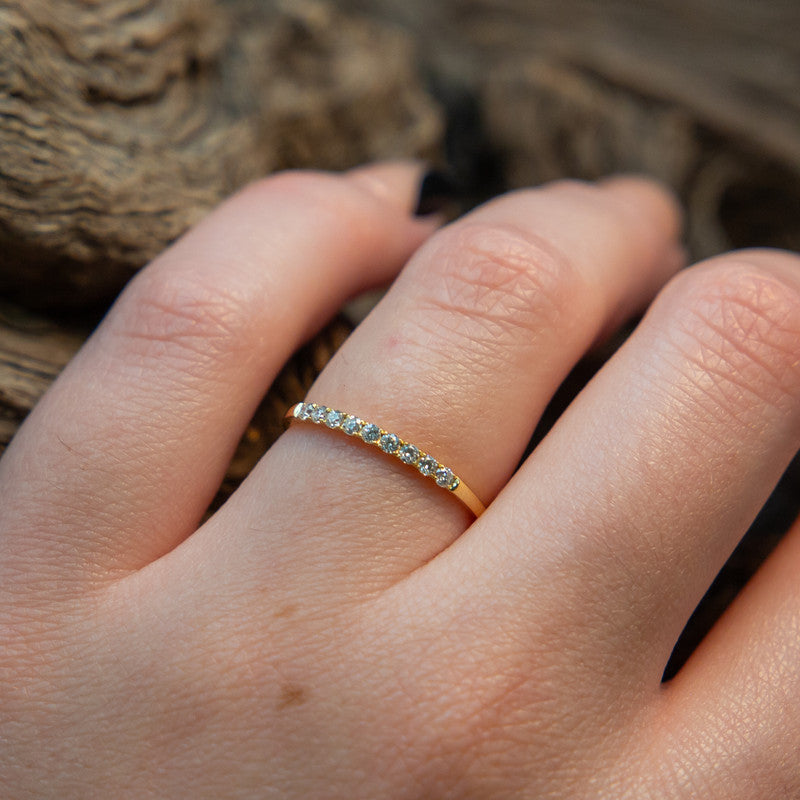 Diamanda Yellow – 9ct Yellow Gold with 1.458ct Natural Diamonds