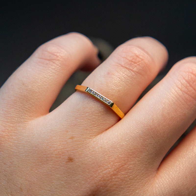 Rasma Yellow – 9ct Yellow Gold with 0.399ct Natural Diamonds