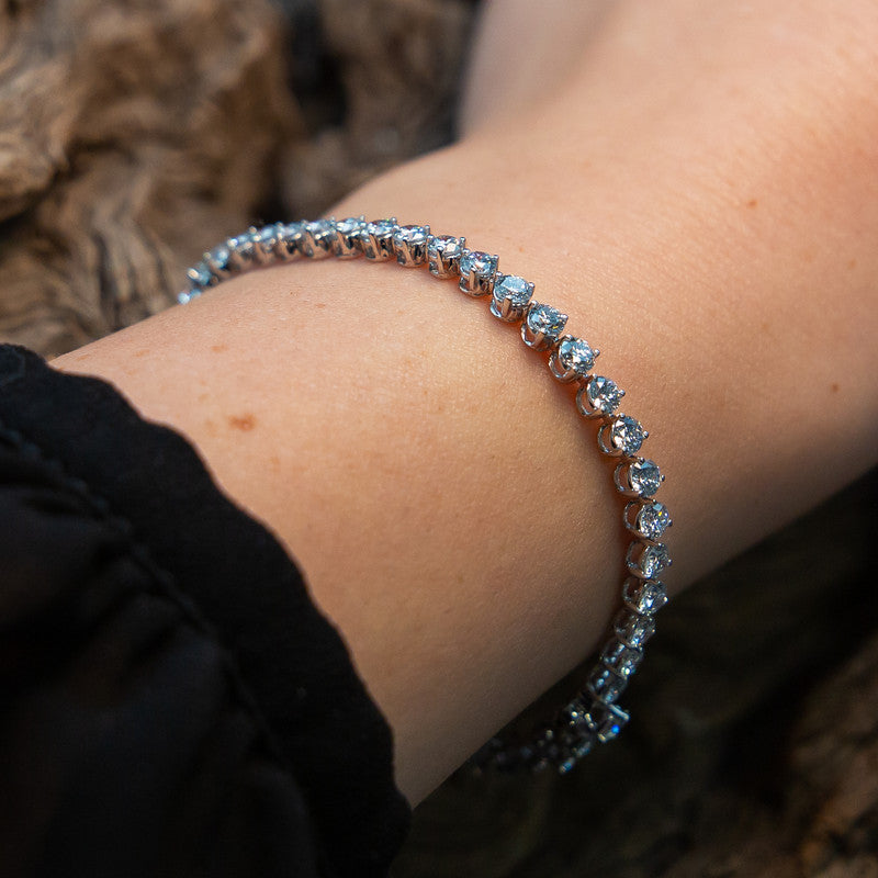 Anastasia – 10ct White Gold Tennis Bracelet with 5.492ct Lab Diamonds