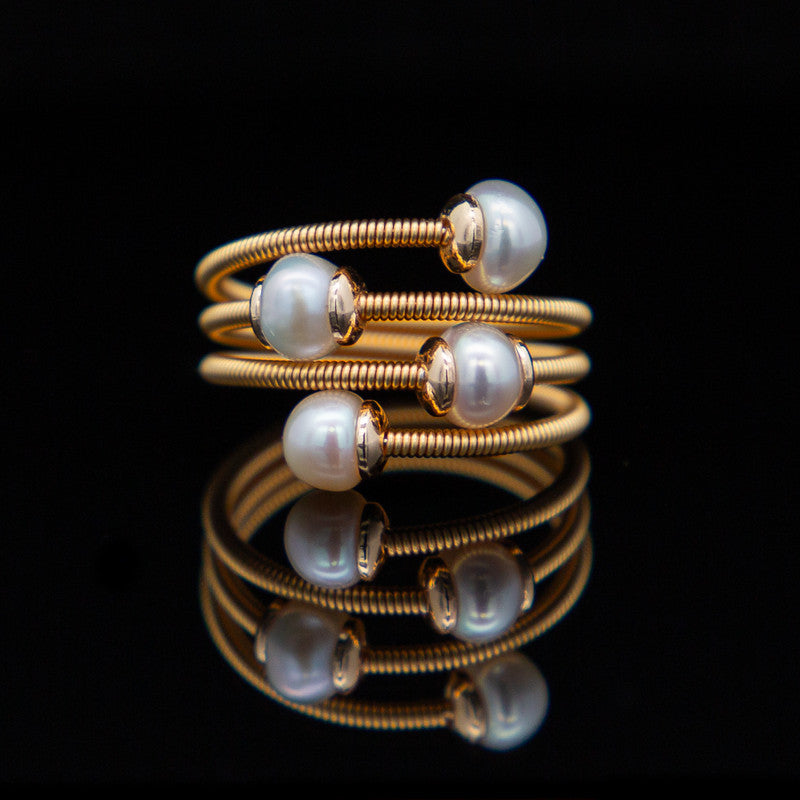 Lisha White – Pearls