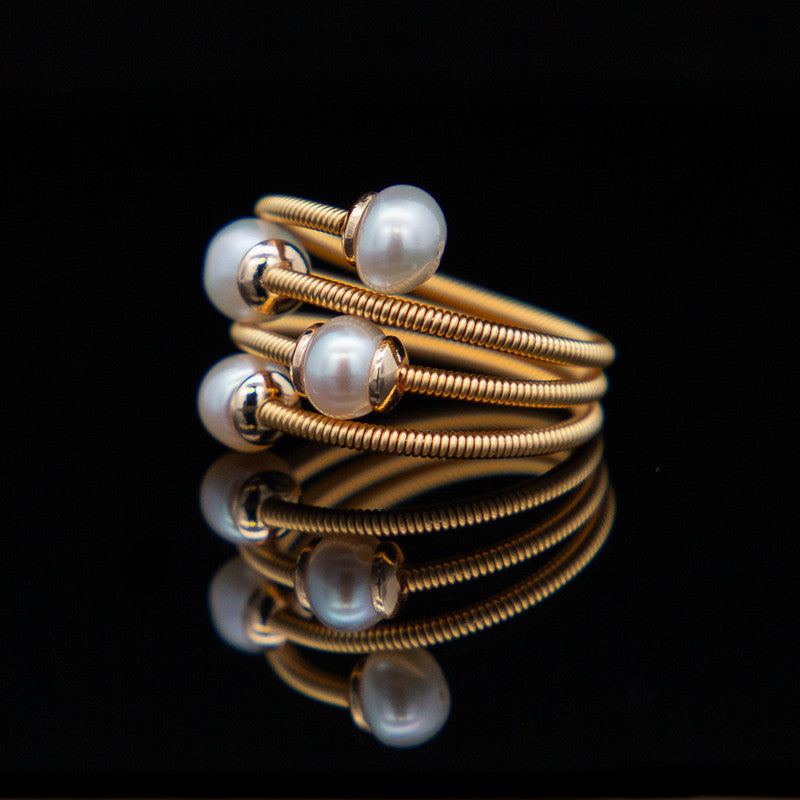 Lisha White – Pearls