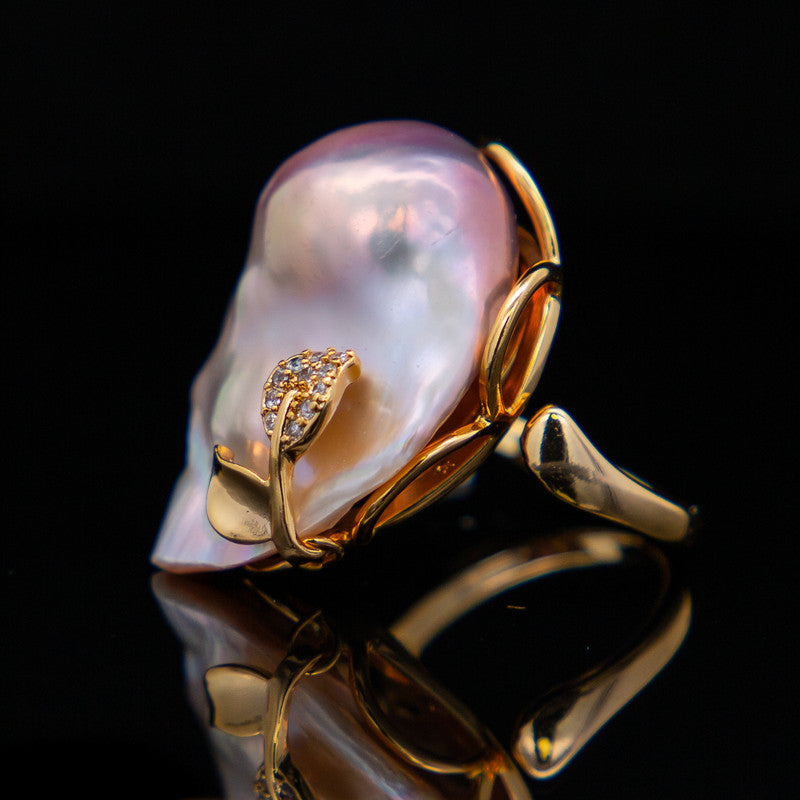 Coral Peacock – Baroque Pearl