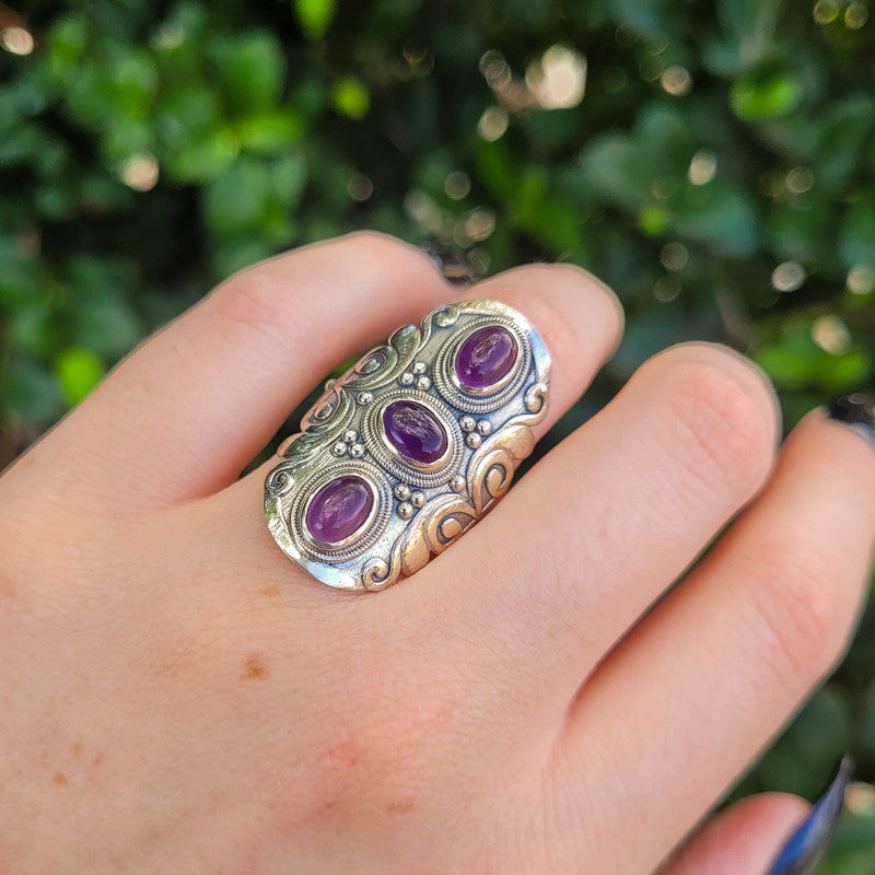 Narong – Amethyst