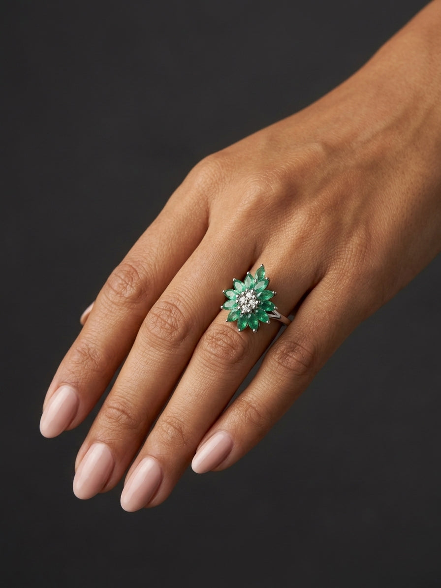 Nyra – Emeralds & White Topaz
