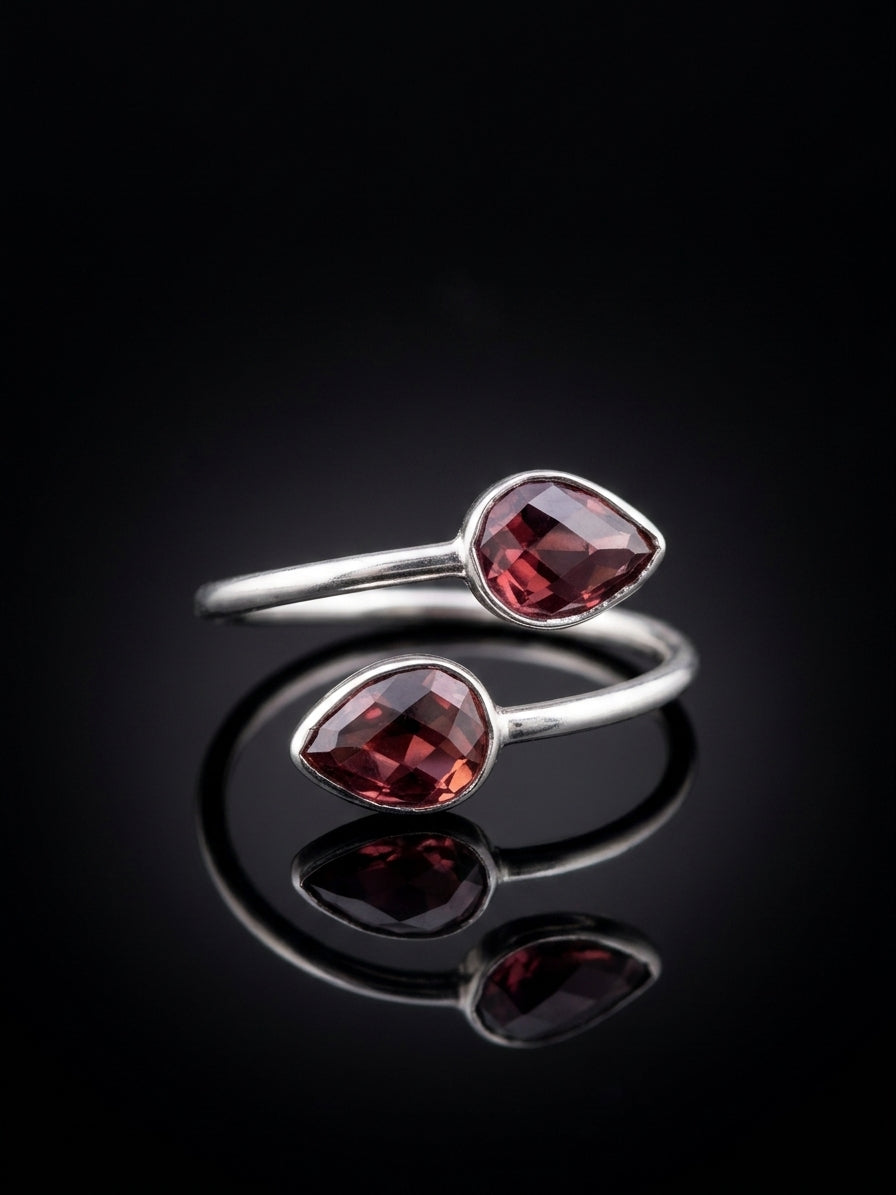 Ratna – Garnet