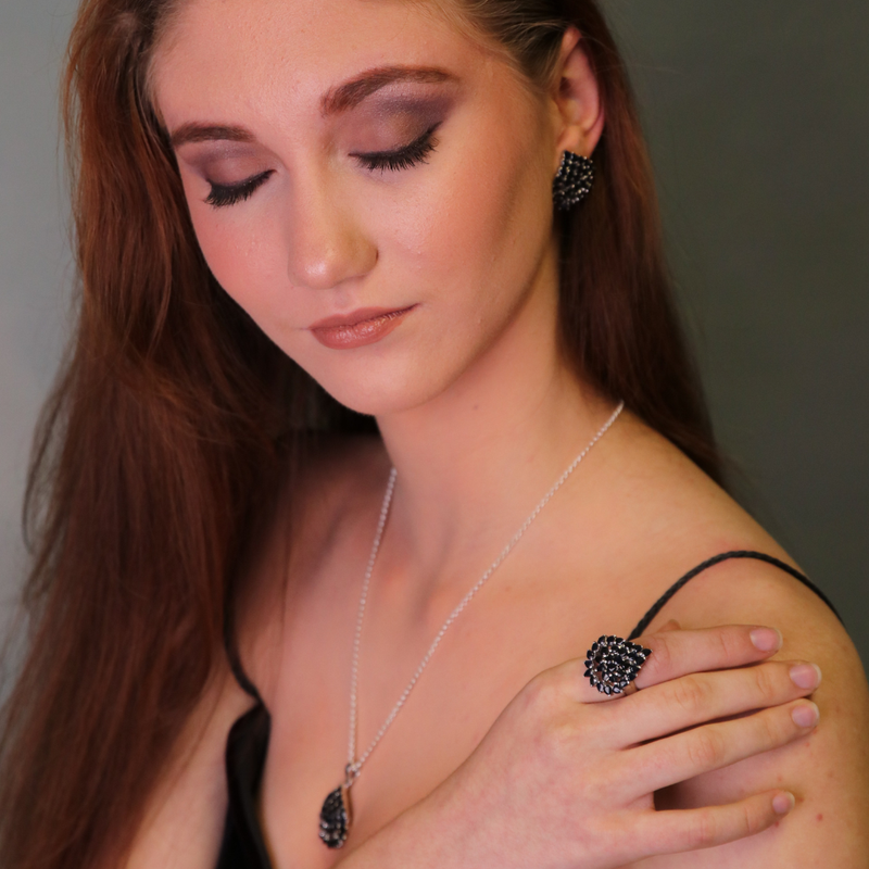 Salacia – Blue Sapphires