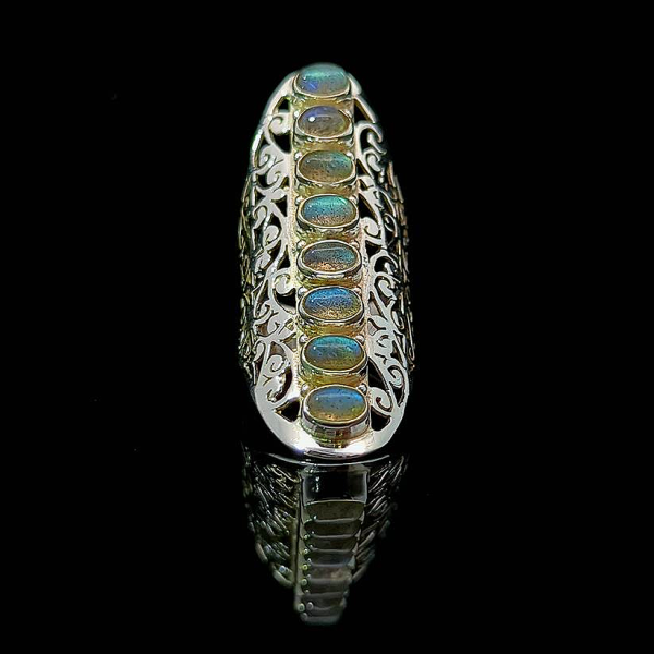 Niran - Labradorite