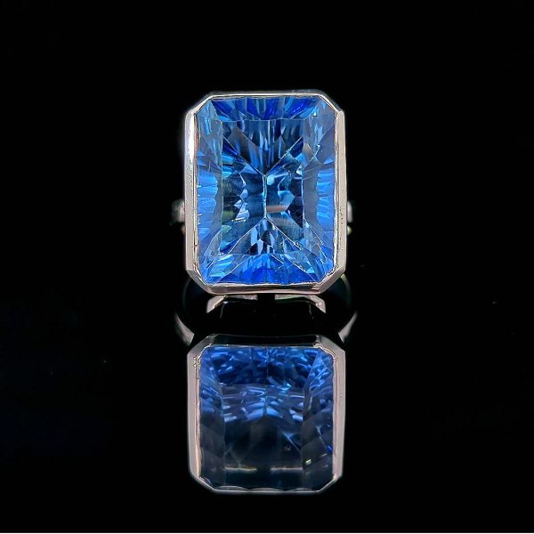 Mystique Large - Mystic Topaz