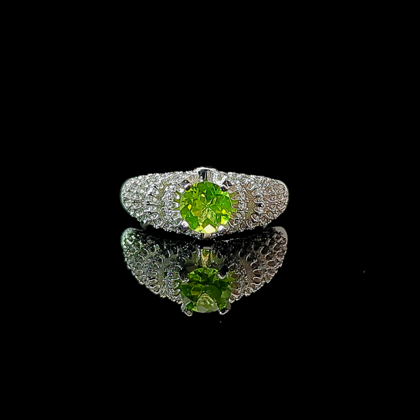 Maya - Peridot